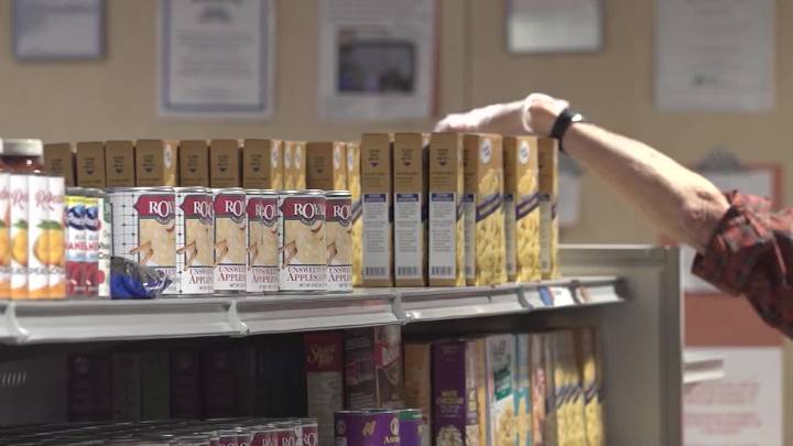 Food banks in metro Atlanta helping families during SNAP benefit shutdown