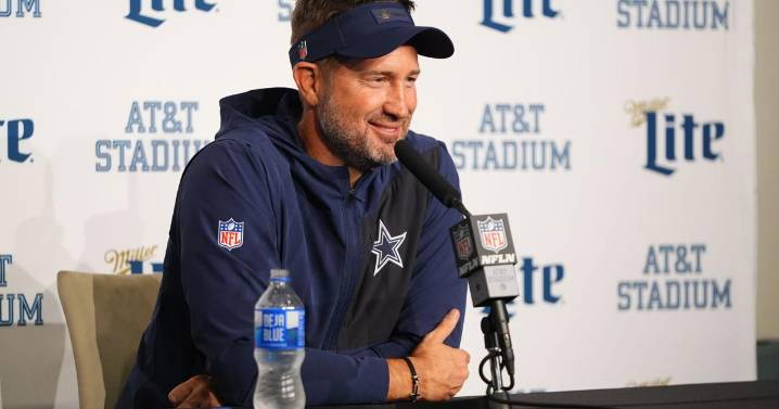 Brian Schottenheimer's stewardship helps Cowboys shine through pain of Kneeland's death