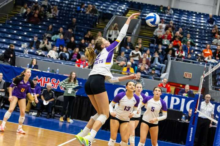 See the Kalamazoo-area volleyball regional schedules and matchups