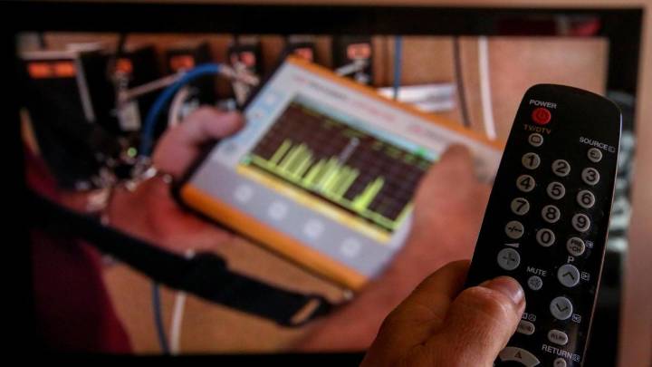 El consumo de televisión en octubre fue de 4 horas y 34 minutos por espectador al día, 12 minutos menos que hace un año