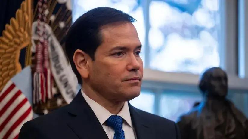 Secretario de Estado de EE.UU. dice que su país tiene todo el derecho a operar militarmente en "su hemisferio"