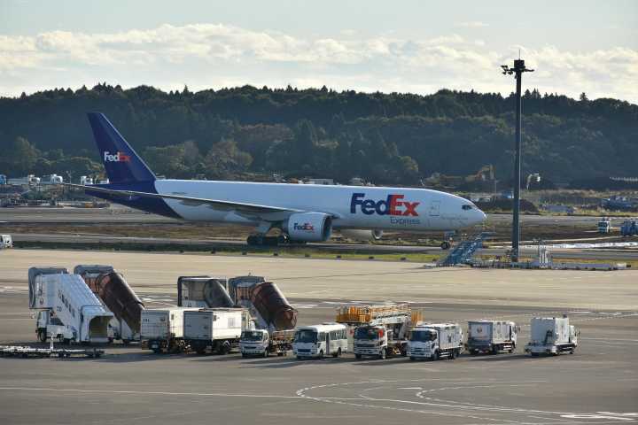 EE. UU. reducirá vuelos por cierre gubernamental: 40 aeropuertos afectados desde este viernes