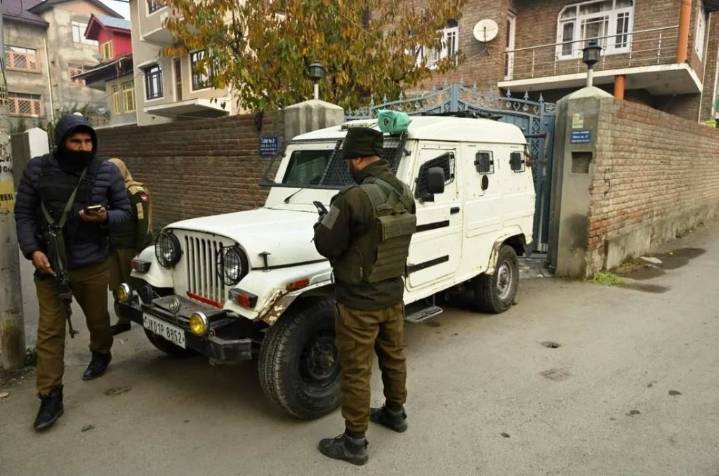 Govt doctor, wife detained for misusing positions for unlawful activities