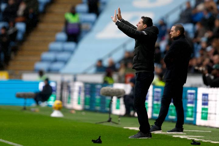 West Brom boss explains Mikey Johnston's half-time withdrawal and thoughts on leaving on Jayson Molumby