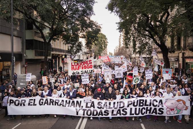 “Triunfo histórico de los trabajadores”: el Garrahan anunció un aumento del 61%