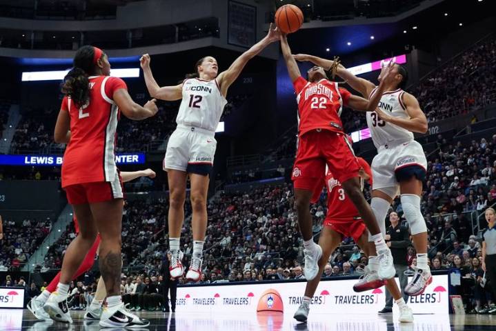 Women's Top 25 roundup: Sarah Strong, No. 1 UConn drub Ohio State