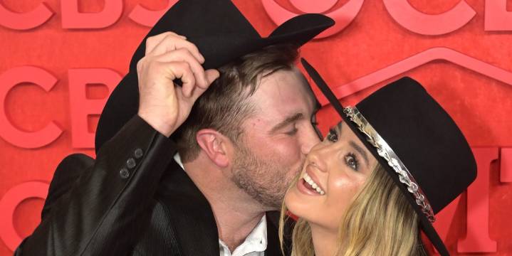 Who Is Lainey Wilson's Fiancé, Devlin "Duck" Hodges?