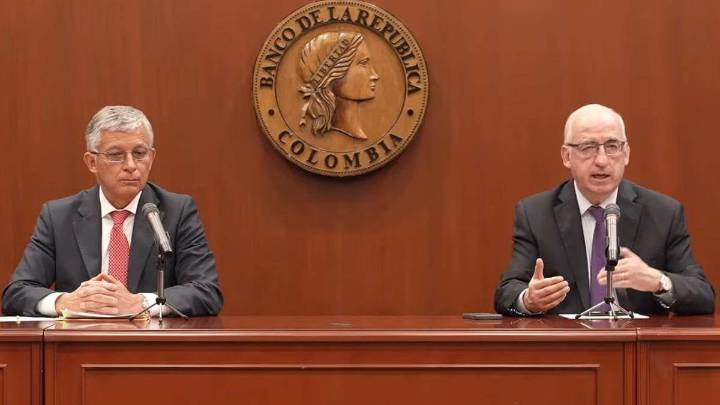 Gobierno Petro propone un aumento del salario mínimo para 2026 por encima de la inflación en Colombia