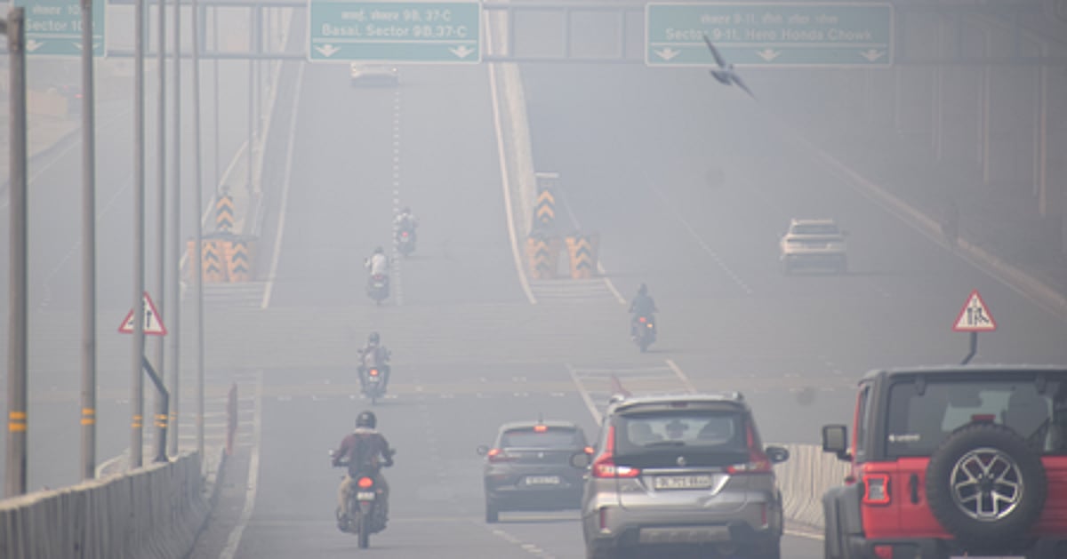 Delhi chokes under thick smog as air quality remains ‘severe’ for third straight day