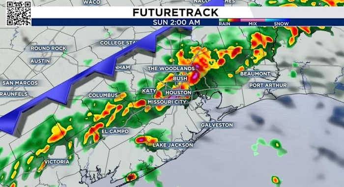 LIVE RADAR: Saturday night storms bringing hail and damaging winds across Houston