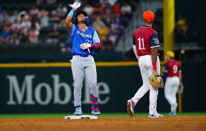 Rays’ Former No. 1 Prospect Announces MLB Return After Overcoming Life