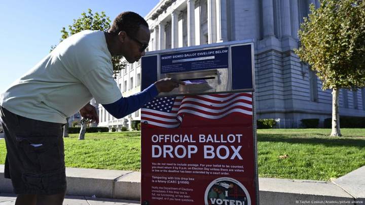 Californianos aprueban cambiar mapa electoral