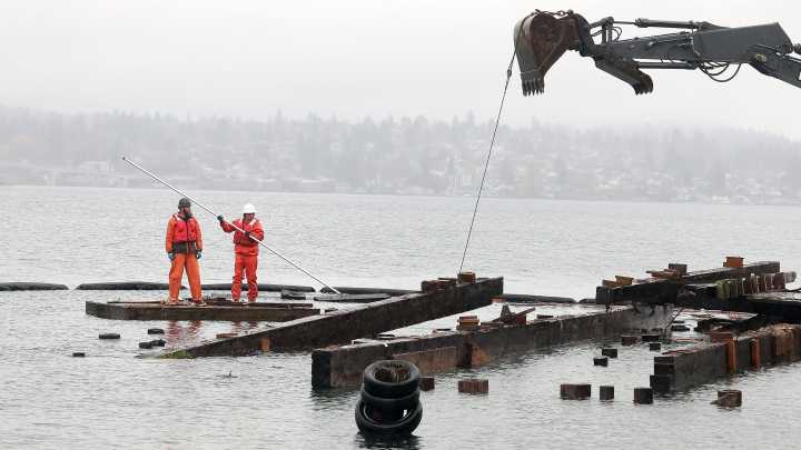 Port Orchard overwater houses are being demolished