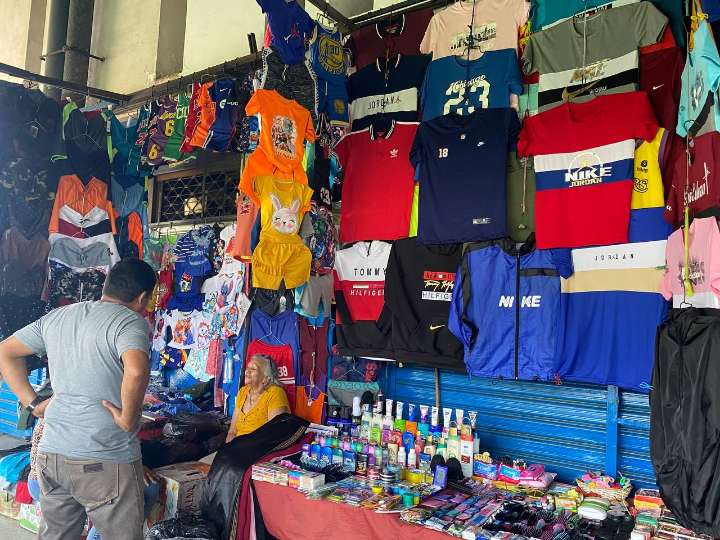 Comerciantes se ven gravemente afectados por el aumento del dólar 