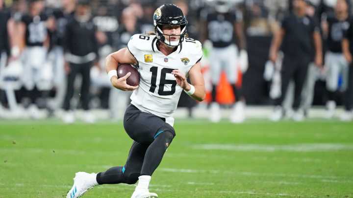 Jaguars at Texans odds, picks and predictions