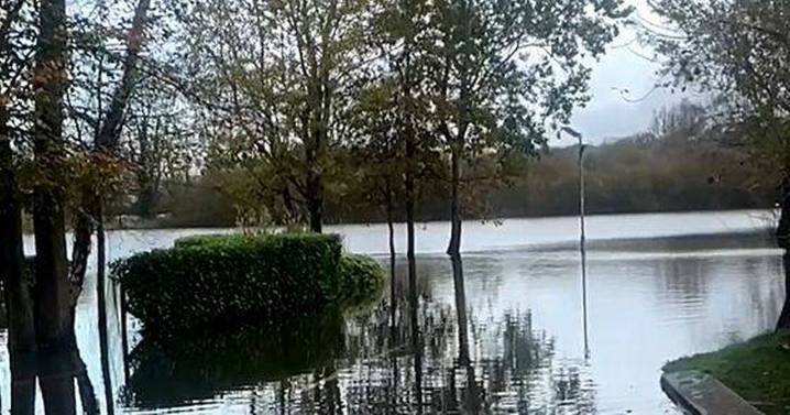 Holidaymakers forced to evacuate caravan park after rare 'danger to life' flood warning