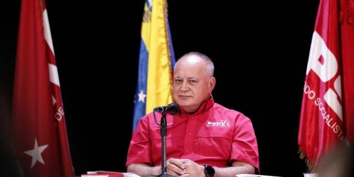 Diosdado Cabello anuncia la creación de Comité Bolivarianos de base integral 6 de noviembre de 2025 | País El ministro aseveró que las asambleas de base de postulación y elección son el espacio de un