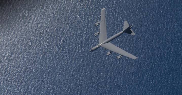 ‘Por mar, ok’: Adelanta Donald Trump que ataques a narcos venezolanos ahora serán por tierra