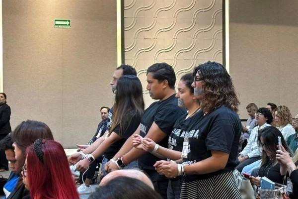 Exige Somos MX, en foro electoral, liberar a detenidos
