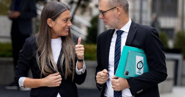 Junts recrimina a Sánchez que haga como el “avestruz”