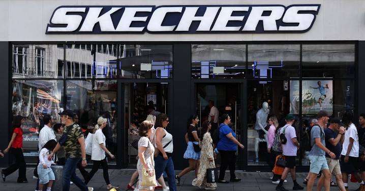 Skechers' £80 boots slashed to £45 are 'so comfortable' shoppers forget they're wearing them