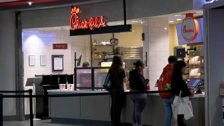 WKU Student Government Association launches “Swipe It Forward” program