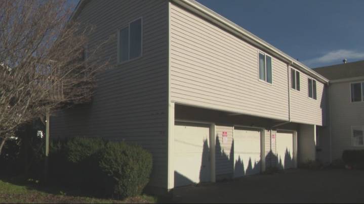 Warrant issued for Portland mom after she left kids, including boy with nonverbal autism, inside rotting apartment