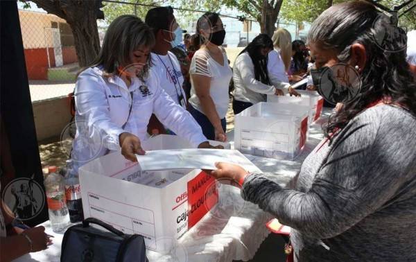 Preparan nueva entrega de escrituras a más familias