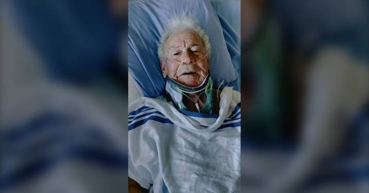 N.B. senior crashes car, smashes window to escape drowning