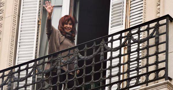 La Justicia restringió las visitas a Cristina Kirchner en su domicilio