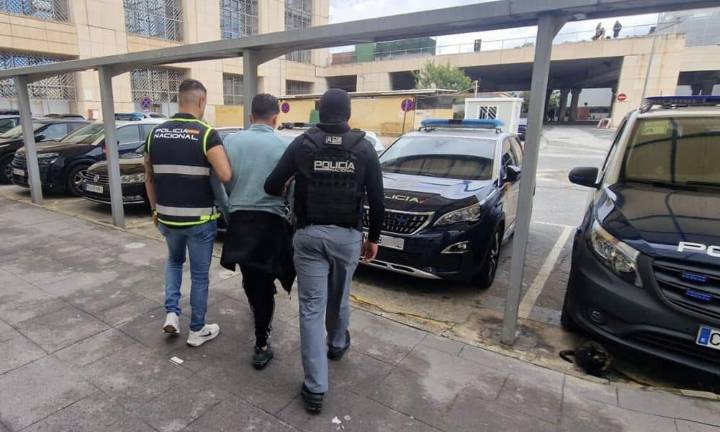Capturan en España a ‘Pipo’, el máximo líder de la banda criminal ecuatoriana Los Lobos