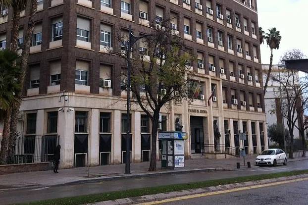 Una mujer pierde la pensión compensatoria de 2.000 euros que percibía de su ex marido tras revelar un detective que vivía con una nueva pareja