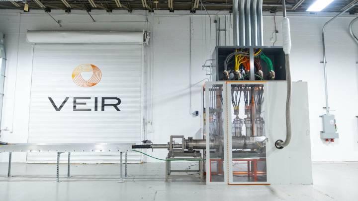 Microsoft-Backed Startup Hits a Milestone in the Race to Power AI