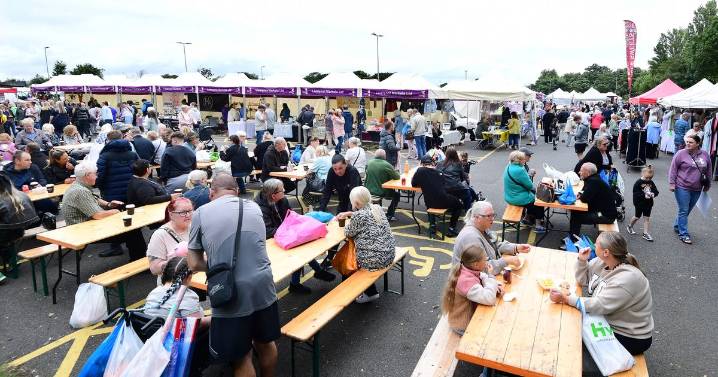 When will Stanley Park Market close in December?