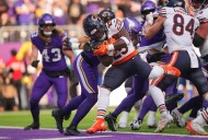 Deadspin | Bears regroup, overcome Vikings 19-17 on late field goal