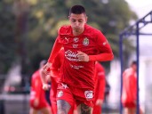 Roberto Alvarado ve a Chivas peleando el título