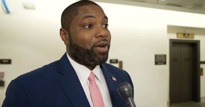 Congress leaves without extending ACA subsidies before holiday break