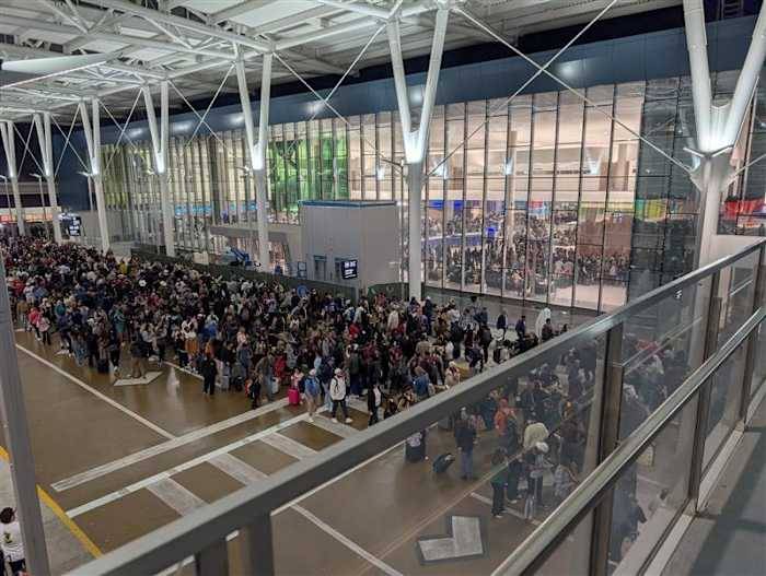 Pack your patience: Houston airport TSA tips to beat long security lines at IAH and Hobby