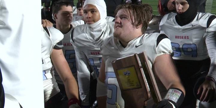 16 Sports Xtra: Michiana high school football sectional, district championship scores