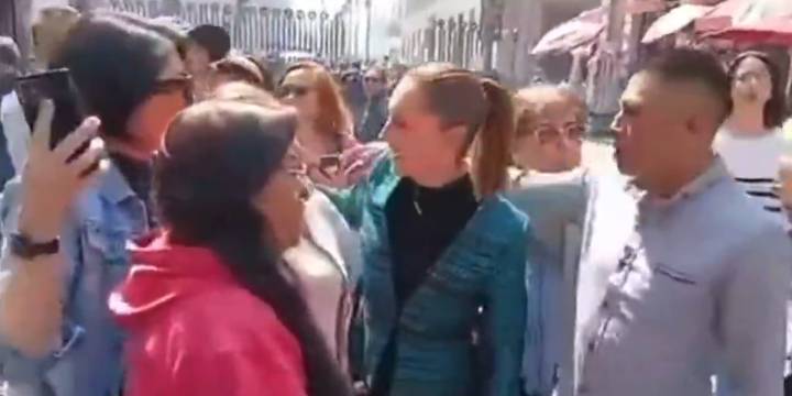 Acosan a Claudia Sheinbaum en el Centro Histórico