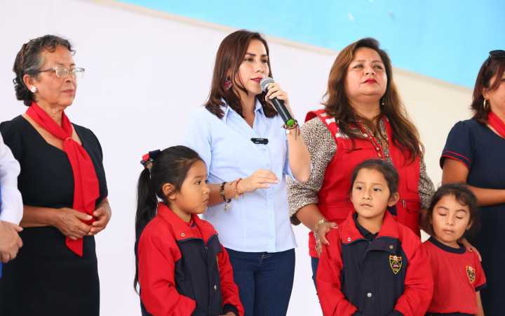 Ministra Lesly Shica pide sanciones para quienes hayan afectado salud y seguridad alimentaria de los niños