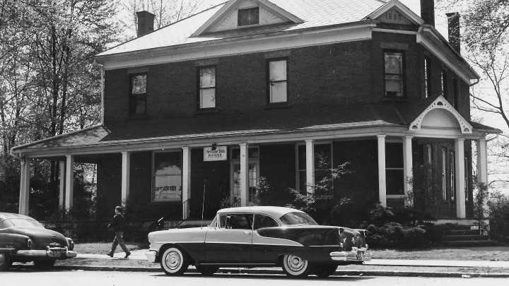 Memories of penny candy, soda pop and chicken dinners