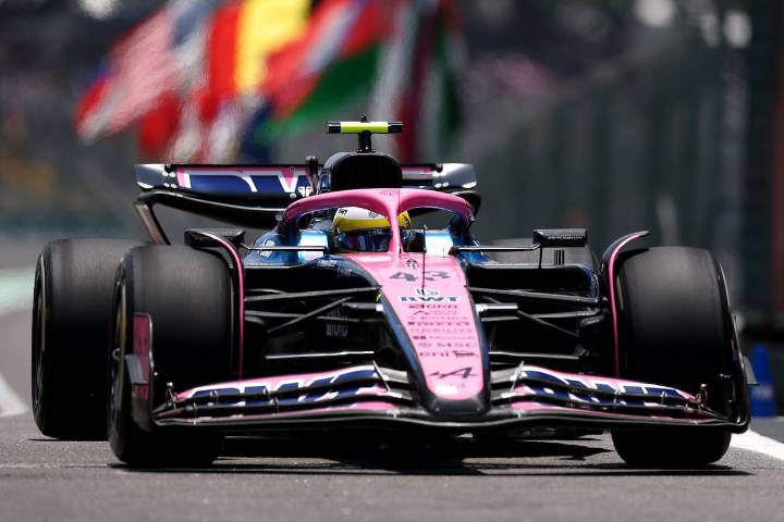 Alpine, la escudería que se sorprende frente a los rivales por sus propias decisiones