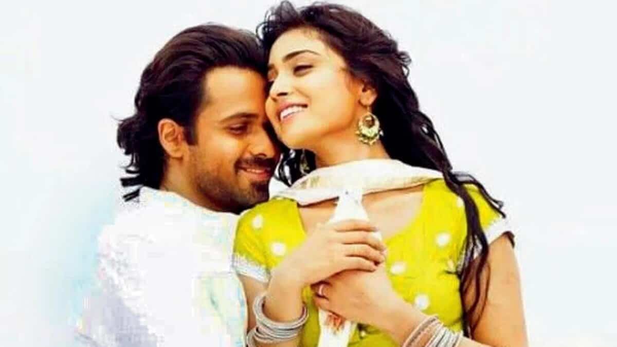 Emraan Hashmi reveals exciting news about Awarapan 2