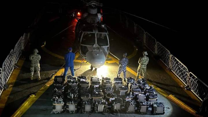 Aseguran 2.5 toneladas de cocaína en costas de Michoacán con un valor de 980 mdp