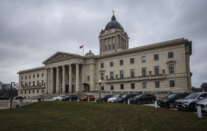 New rules against election disinformation among bills set to pass in Manitoba