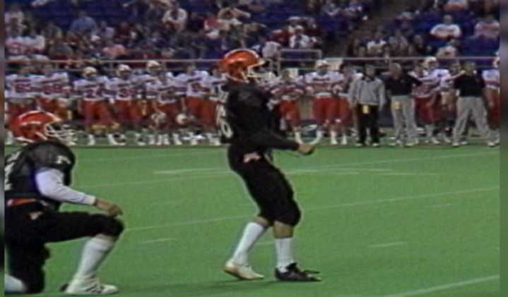 Moorhead Spuds 1987 state championship team showing support for 2025 squad