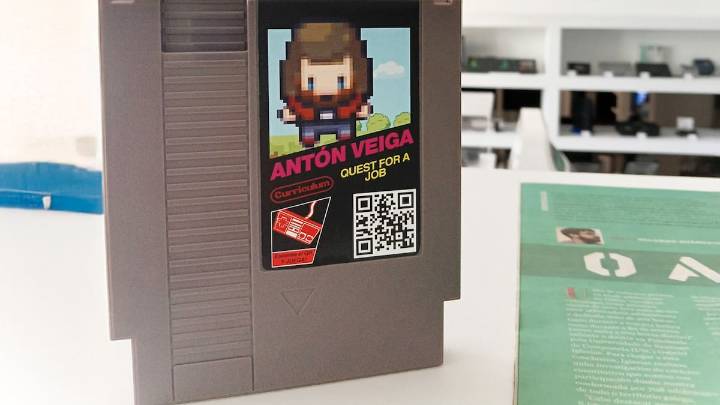 Un vigués desafía a las mejores agencias de Galicia con su curriculum