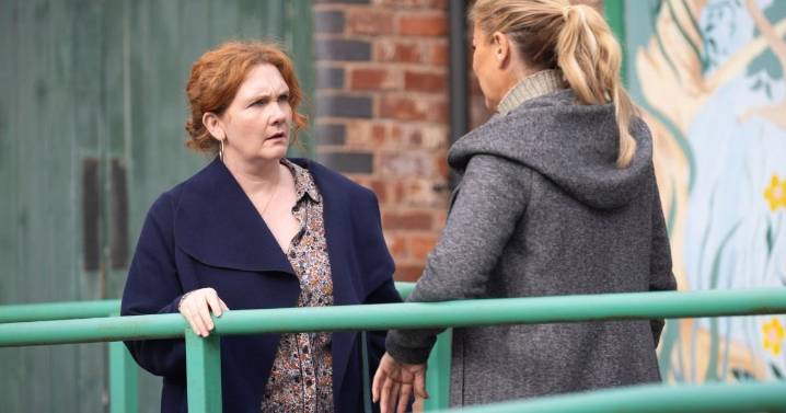 Coronation Street's Fiz considers exit after getting bad family news