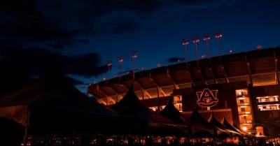Primetime Iron Bowl: Alabama vs. Auburn to kick off in after-dark timeslot for first time since 2014
